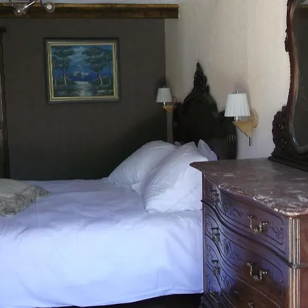 Rodin Bed & Breakfast *